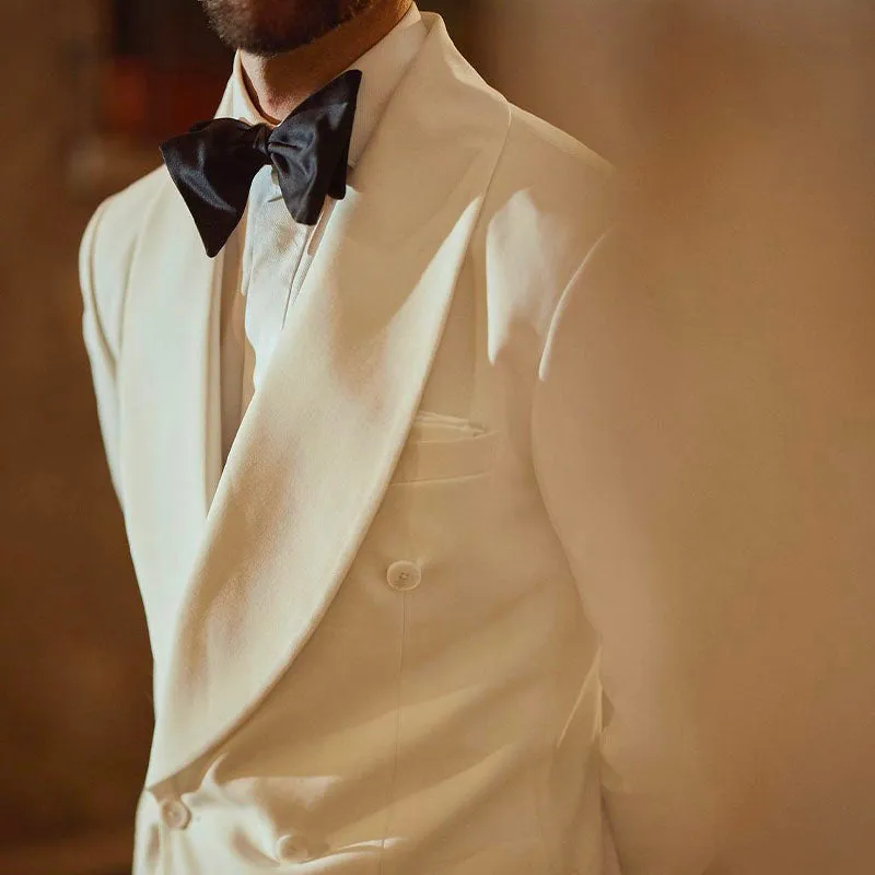 BLACK SELF-TIE SILK BUTTERFLY BOW TIE