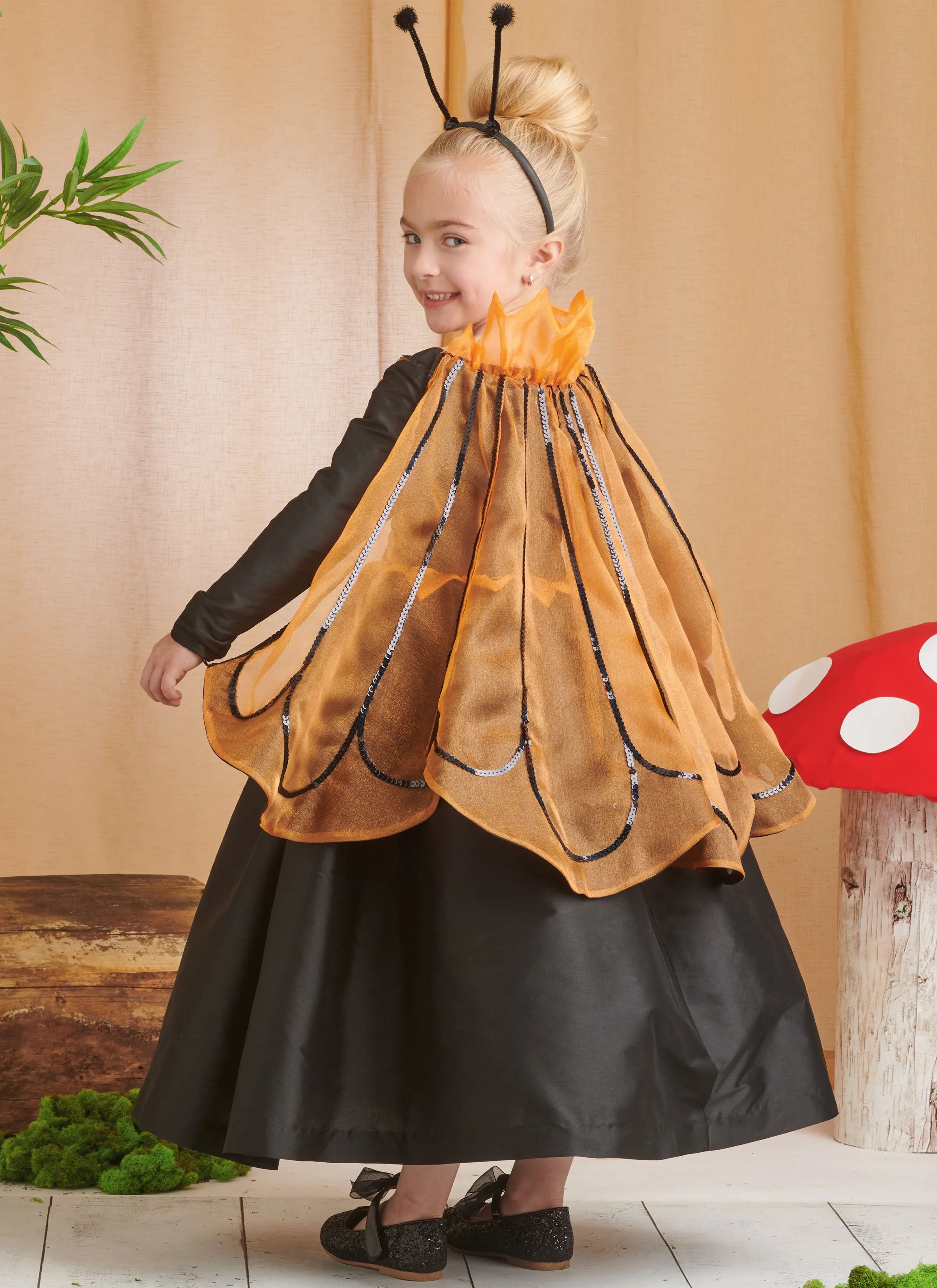 Simplicity sewing pattern 9836 Girls' Costumes by Andrea Schewe Designs